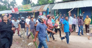 ঠাকুরগাঁওয়ে আওয়ামী লীগ ও বিএনপির সংঘর্ষ